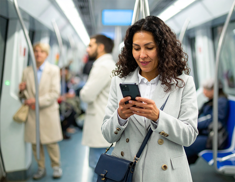 Nutzung des Smartphone beim Pendeln